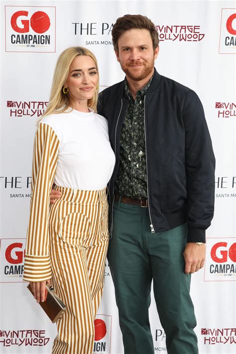 brianne howey spouse|Brianne Howey Husband: ‘Ginny & Georgia’ Spouse Matt Ziering